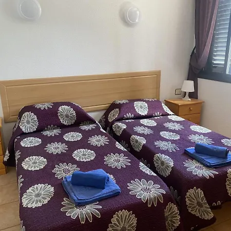 Self Catering Lovely 1 Bed Apartment, 14b2, Cristianos, Tenerife *